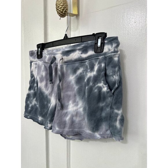 Members mark favorite tie-dye short women’s size small - Picture 2 of 7